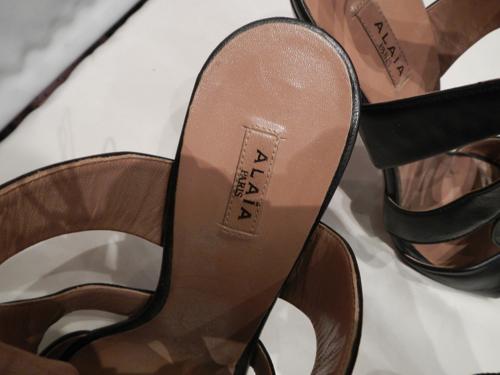 Alaia black leather shoes T.39