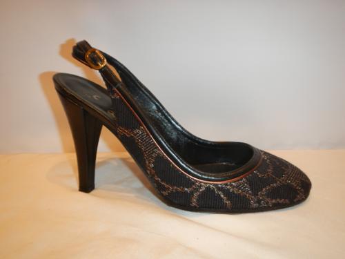 Shoes Chanel black and bronze T.38