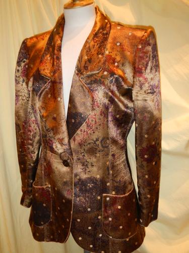 Ungaro chaqueta vintage marrón de raso de oro T.42